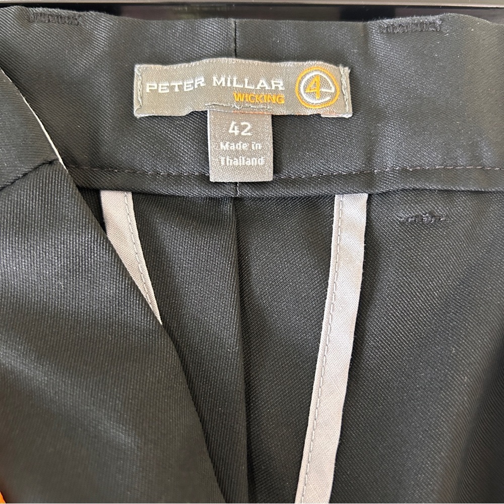 Peter Millar Men's 42 Black Wicking Flat Front Crown Performance Golf
Shorts - Picture 6 of 6